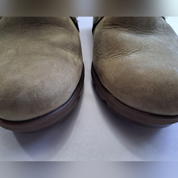 Sale Sorel Joan Of Arctic Olive Green Wedge Bootie    Size 7 - Picture 3 of 9